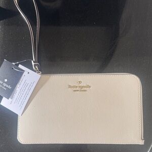 Kate Spade Ivory Wristlet